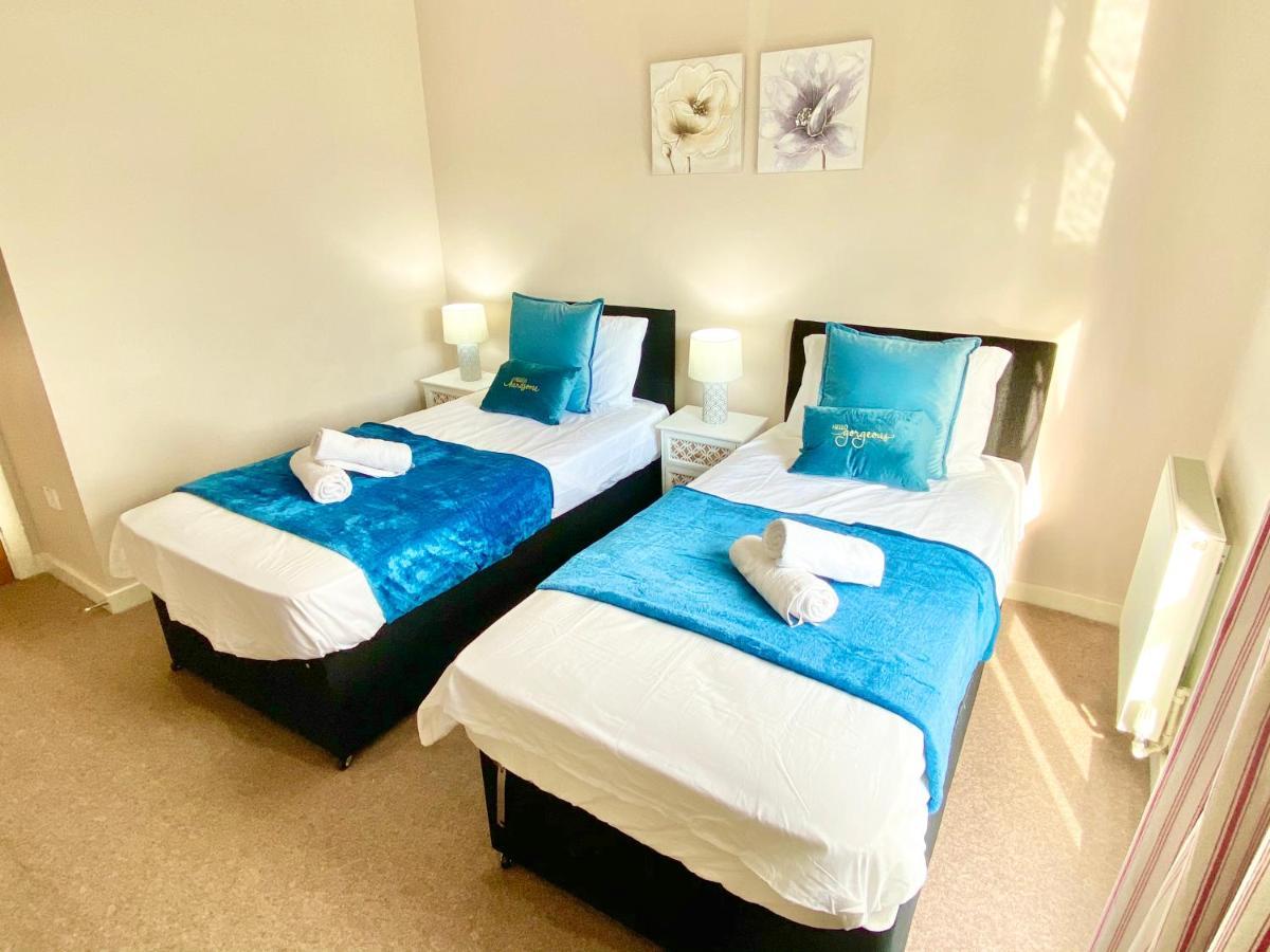 Spacious 5 Bed Townhouse Manchester, Salford Qauys - Two Bedroom With Parking Exterior foto